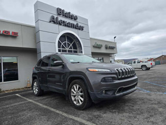 Used 2017 Jeep Cherokee Limited image 1