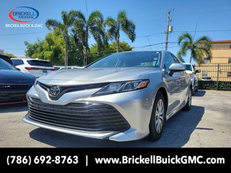Used 2020 Toyota Camry L image 1
