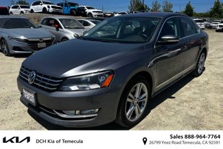 Used 2013 Volkswagen Passat TDI SEL Premium image 1