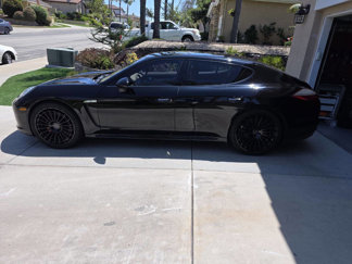Used 2011 Porsche Panamera 4 image 1