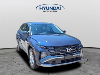 New 2025 Hyundai Tucson SE image 1