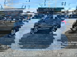 Used 2017 Cadillac XT5 Platinum w/ Driver Assist Package image 1
