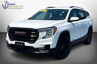 Used 2022 GMC Terrain SLE w/ Driver Convenience Package image 1