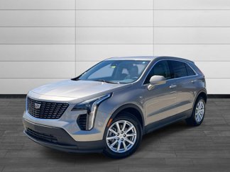 Certified 2023 Cadillac XT4 Luxury image 1