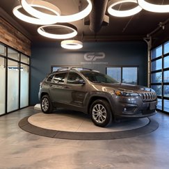 Used 2019 Jeep Cherokee Latitude Plus image 1