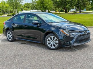 Used 2022 Toyota Corolla LE image 1