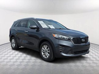 Used 2019 Kia Sorento LX w/ LX Convenience Package image 1