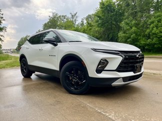 Used 2023 Chevrolet Blazer LT w/ Sound & Technology Package image 1