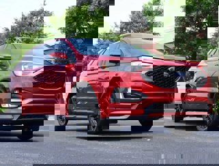 Used 2020 Ford Edge ST-Line w/ Cold Weather Package image 1