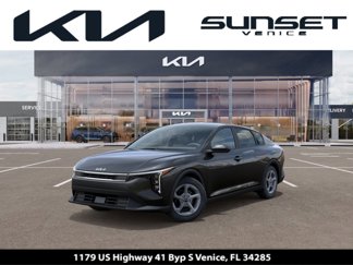 New 2025 Kia K4 LXS image 1