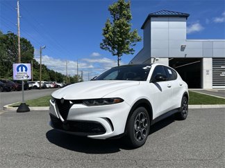 New 2025 Alfa Romeo Tonale image 1