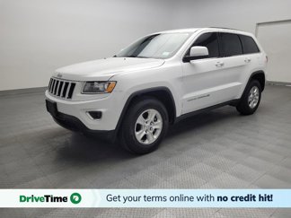 Used 2016 Jeep Grand Cherokee Laredo image 1