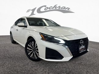 Used 2023 Nissan Altima 2.5 SV image 1