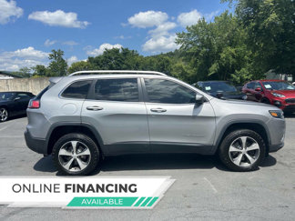 Used 2019 Jeep Cherokee Limited image 1