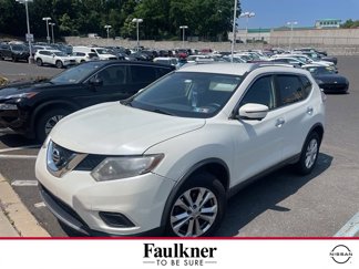 Used 2016 Nissan Rogue SV w/ SV Premium Package image 1