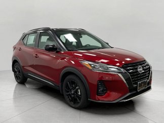 Used 2024 Nissan Kicks SR w/ SR Premium Package video 1