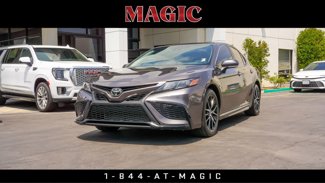 Used 2023 Toyota Camry SE image 1