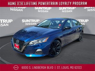 Used 2022 Nissan Altima 2.5 SR image 1