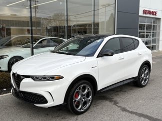 New 2025 Alfa Romeo Tonale w/ Premium Package image 1