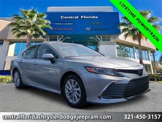 Used 2023 Toyota Camry LE image 1