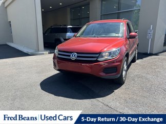 Used 2016 Volkswagen Tiguan S image 1