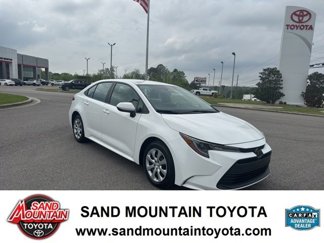 Used 2024 Toyota Corolla LE image 1