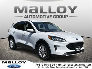 Used 2020 Ford Escape SE image 1