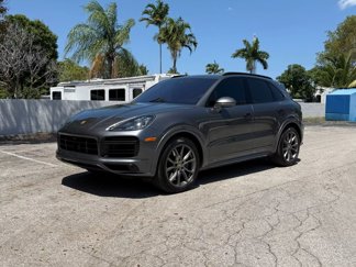 Used 2023 Porsche Cayenne Turbo image 1