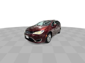 Used 2019 Chrysler Pacifica Touring-L Plus w/ Advanced Safetytec Group image 1