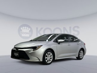 Used 2025 Toyota Corolla LE image 1
