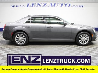 Used 2022 Chrysler 300 Touring image 1