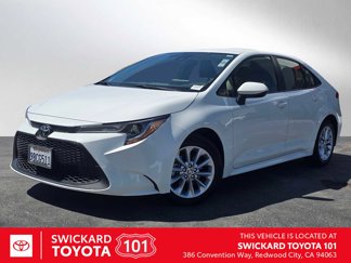 Used 2022 Toyota Corolla LE image 1