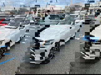 Certified 2022 Volvo XC60 B5 Momentum w/ Climate Package image 1