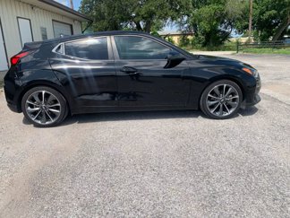 Used 2019 Hyundai Veloster 2.0 Premium image 1
