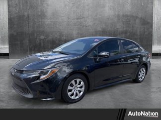 Used 2021 Toyota Corolla LE image 1