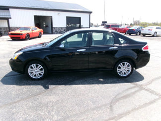 Used 2011 Ford Focus SEL w/ 301A Rapid Spec Order Code image 1