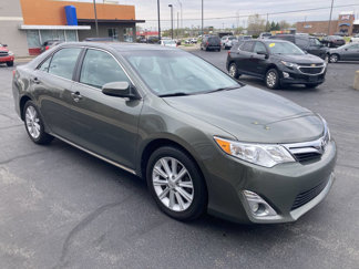 Used 2012 Toyota Camry XLE image 1