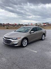 Used 2024 Chevrolet Malibu LT image 1