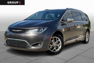 Used 2017 Chrysler Pacifica Limited w/ UConnect Theater Package image 1