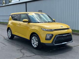 Used 2020 Kia Soul LX image 1