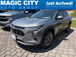 New 2025 Chevrolet Trax LT w/ LT Convenience Package image 1