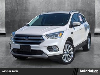 Used 2017 Ford Escape Titanium image 1