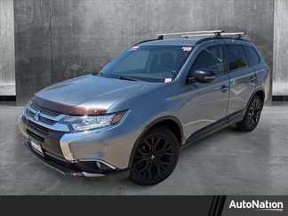 Used 2018 Mitsubishi Outlander LE image 1