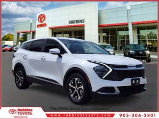 Used 2024 Kia Sportage EX image 1