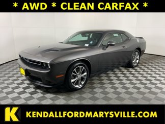 Used 2021 Dodge Challenger SXT image 1