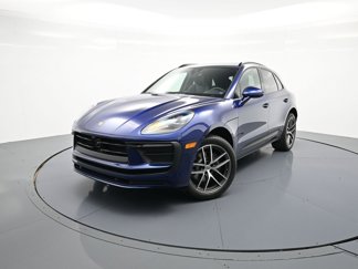 Certified 2025 Porsche Macan image 1