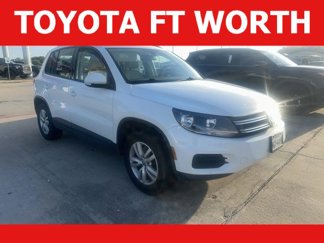 Used 2017 Volkswagen Tiguan S image 1