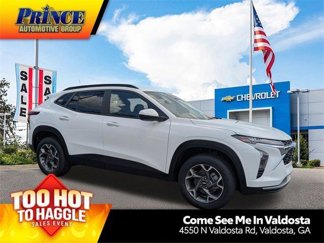 New 2025 Chevrolet Trax LT w/ Driver Confidence Package image 1