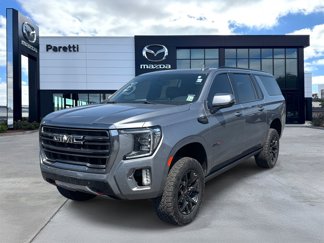 Used 2022 GMC Yukon XL AT4 image 1