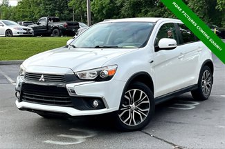 Used 2017 Mitsubishi Outlander Sport SE image 1